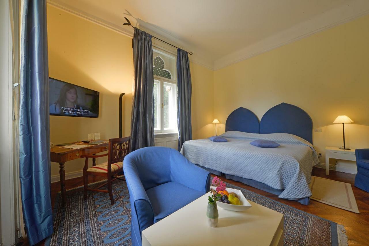 Hotel Astra