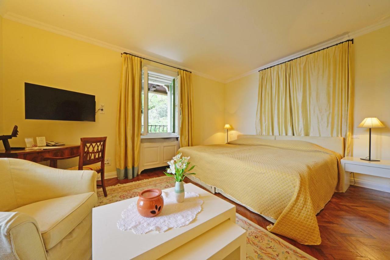 Astra Hotel